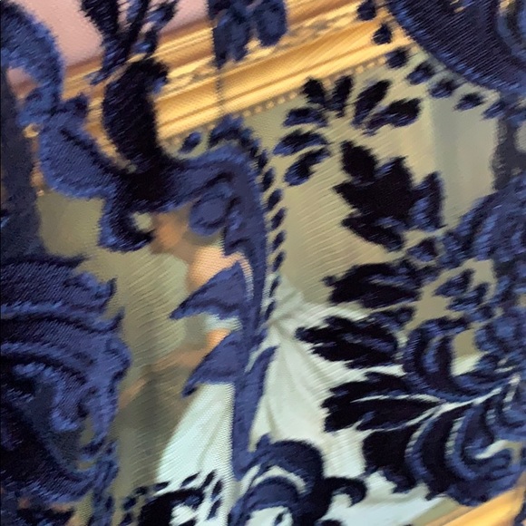 Black and blue jacquard print dress - Picture 6 of 6